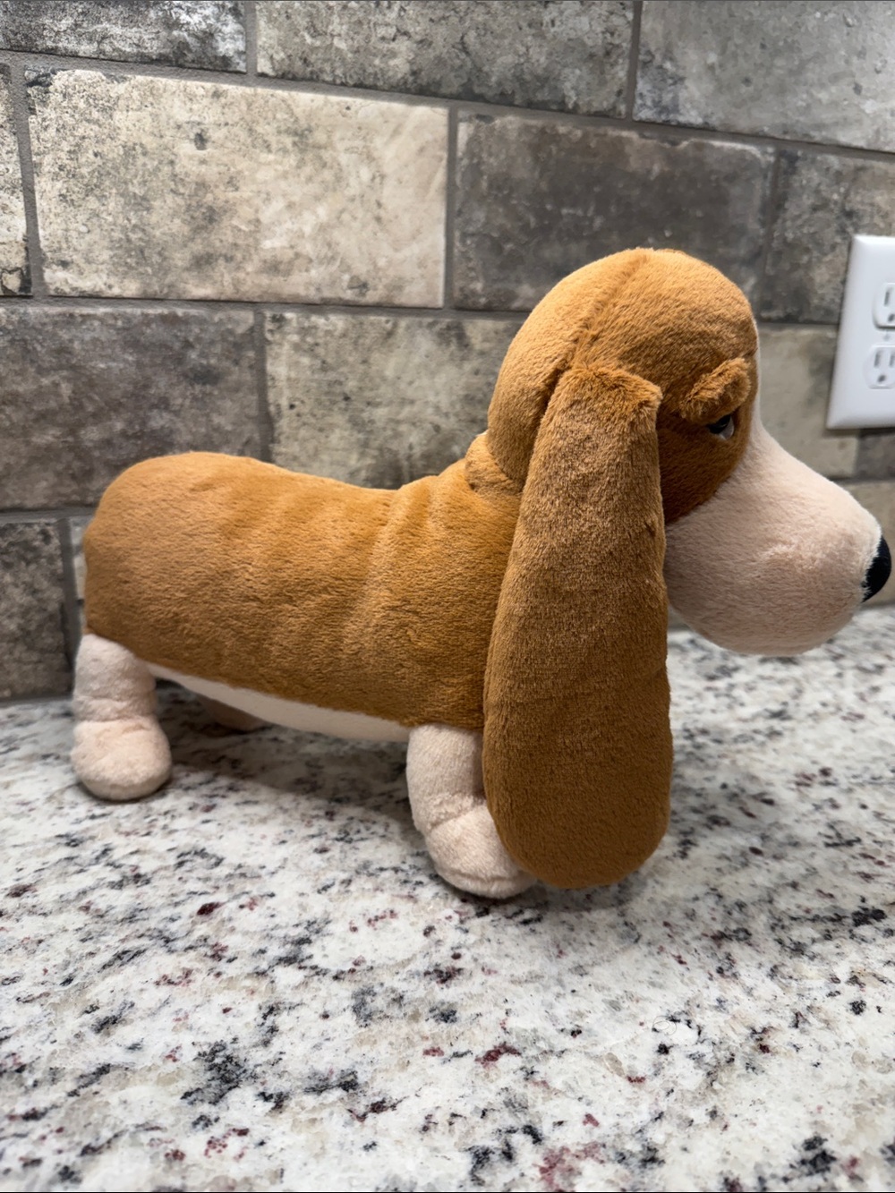 Jellycat Randall Basset Hound - Picture 8 of 9